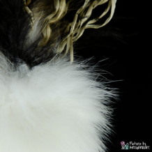 LIONSLIKE Plumeau promotionnel - Peluche de fourrure de lapin - Herbe aquatique & plumes d'autruche