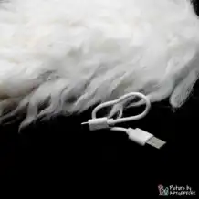 LIONSLIKE Jouet émouvant pour chats - Mr. Riddle - Peau de mouton