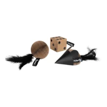 district 70 gift set playset with 3 cat toys